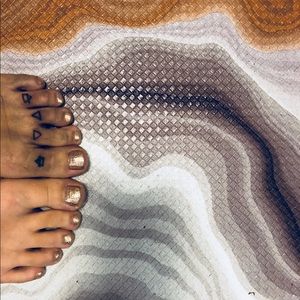 Meet your Posher, Rae